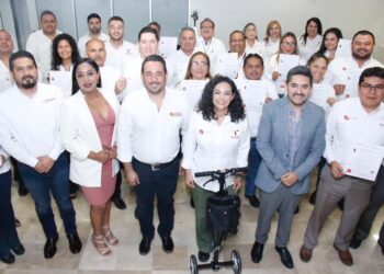 Gobierno de Tamaulipas y Conocer entregan constancias de competencias laborales a inspectores del Trabajo