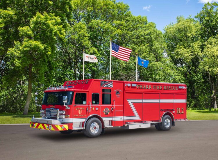 Incendio de casas deja 2 lesionados en Pharr