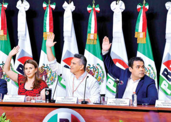 Encuesta, debates, pasarela y 150 mil firmas en aspirantes de Alianza PAN-PRI-PRD