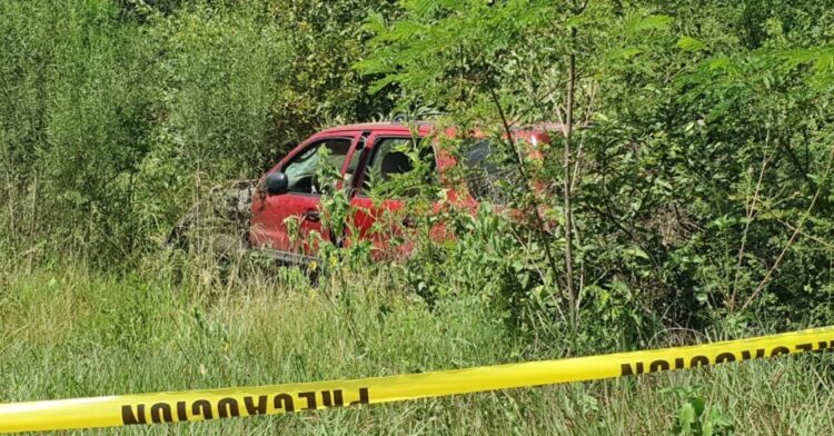 Muere motociclista al chocar contra camioneta en carretera interejidal de Victoria