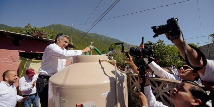Segunda línea del acueducto de Victoria va, empeño mi palabra: Américo Villarreal