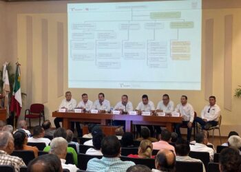 Capacitan a choferes del transporte público en Tampico-Madero-Altamira