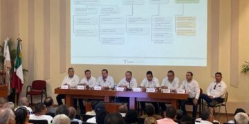 Capacitan a choferes del transporte público en Tampico-Madero-Altamira