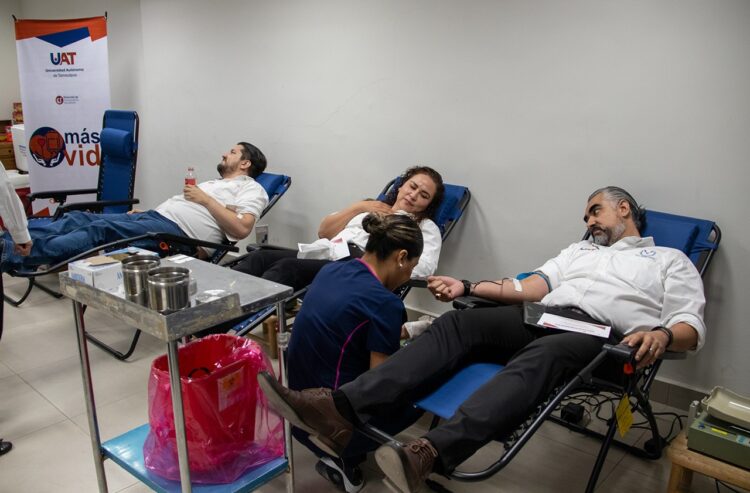 Promueve la UAT campaña de donación sangre Más Vida