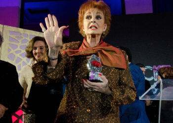 Muere de leucemia la periodista mexicana y conductora de TV Talina Fernández a los 78 años