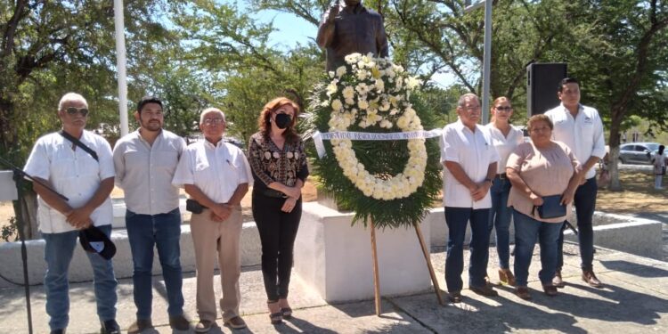 Sencillo homenaje luctuoso de priistas a Rodolfo Torre y Enrique Blackmore a 13 años del artero crimen