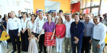 No hay tarea más noble que apoyar a las niñas, niños y jóvenes: Américo Villarreal