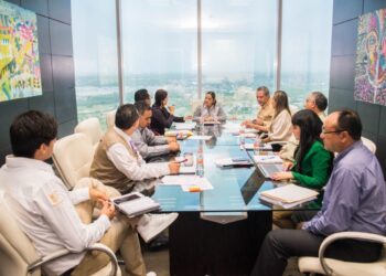 Acuerdan funcionarias de SEBIEN estatal y municipal acciones para familias en Matamoros