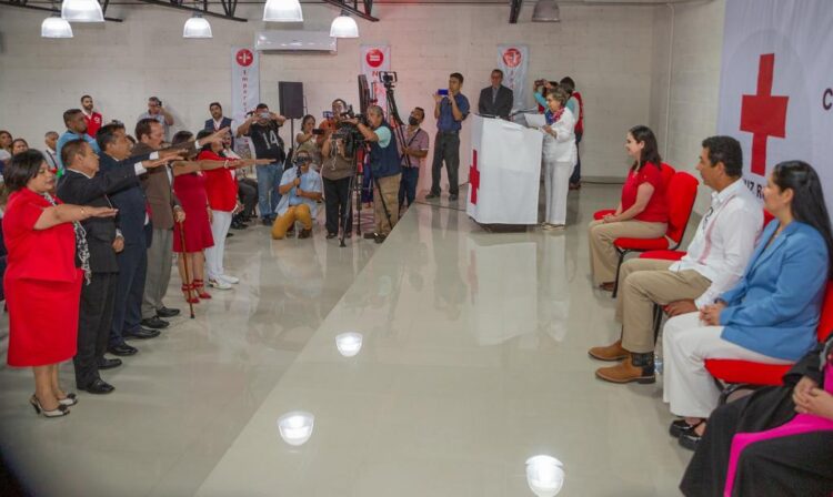 Alcalde atestigua toma de protesta de directiva de la Cruz Roja Mexicana-Matamoros