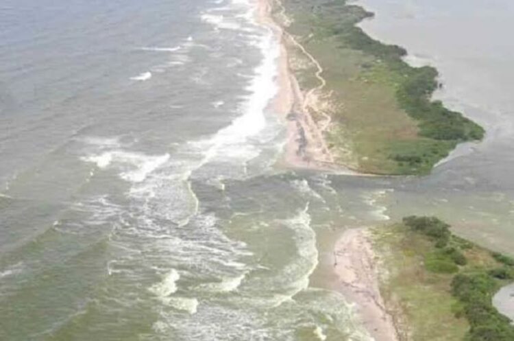 Advierte Diputado que podrían perderse 360 millones de obra portuaria