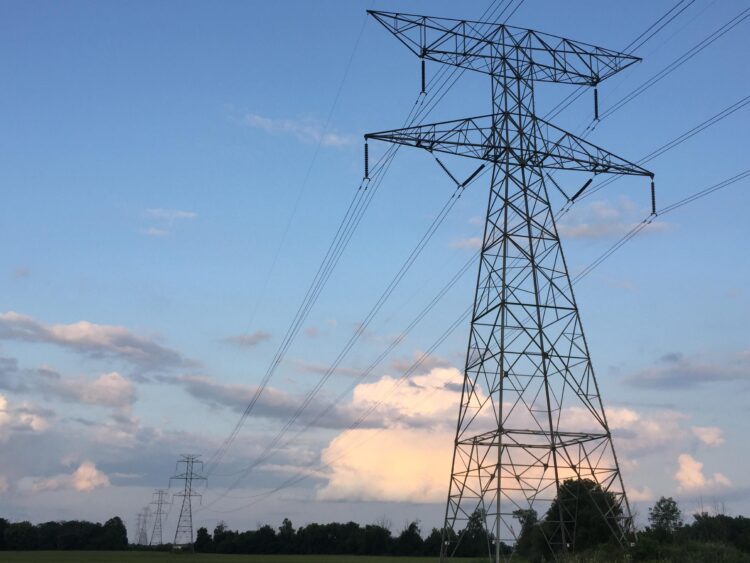 Piden autoridades a texanos ahorrar electricidad