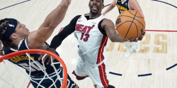 Heat se lleva el Juego 2 de las Finales de la NBA y empata la serie