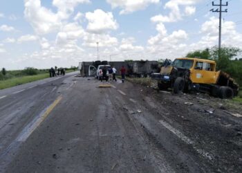 Dos muertos y tres heridos en choque carretero en Jiménez, Tamaulipas