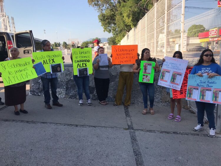 Piden intervención del Estado para localizar a estudiantes desaparecidos