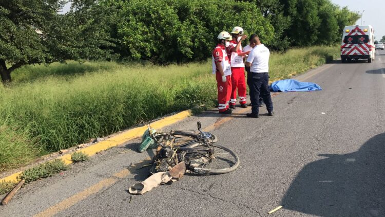 Auto “fantasma” mata a ciclista