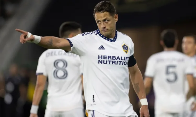 Chicharito Hernández se perderá el resto de la temporada de la MLS por lesión en la rodilla
