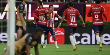 El portero Óscar Whalley genera expectativa en Chivas