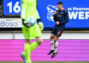 Edson Álvarez se prepara para dejar el Ajax en busca de nuevos retos en Europa