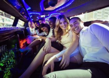 Party Bus una nueva tendencia que va de la mano con Strippers en la CDMX