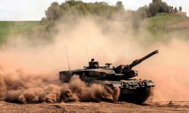 Entrenan a fuerzas ucranianas para uso de tanques Abrams estadounidenses
