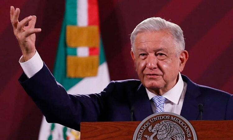 Comisión del INE rechaza medidas cautelares contra mañanera de AMLO