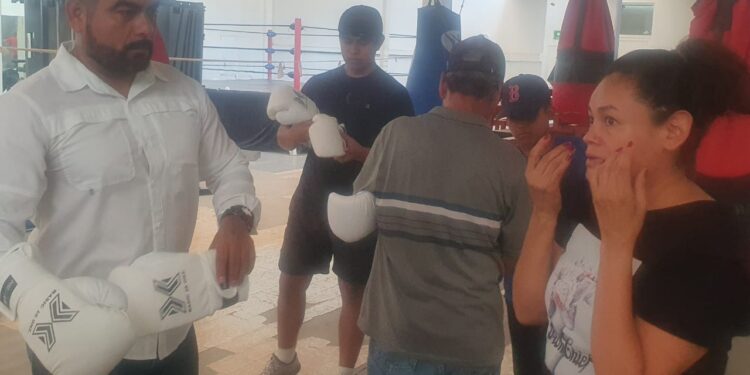 En guardia pugilistas infantiles y juveniles del Municipio