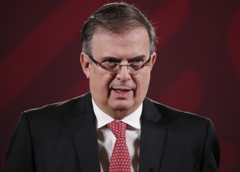 Canciller Marcelo Ebrard descarta renunciar