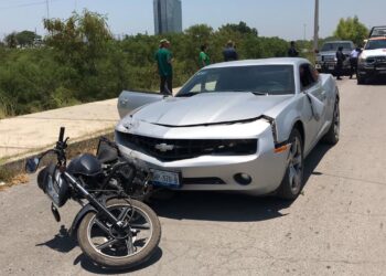 Arrollan a motociclista, llevaba comida a su casa