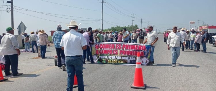 Productores de sorgo vuelven a cerrar carretera en San Fernando