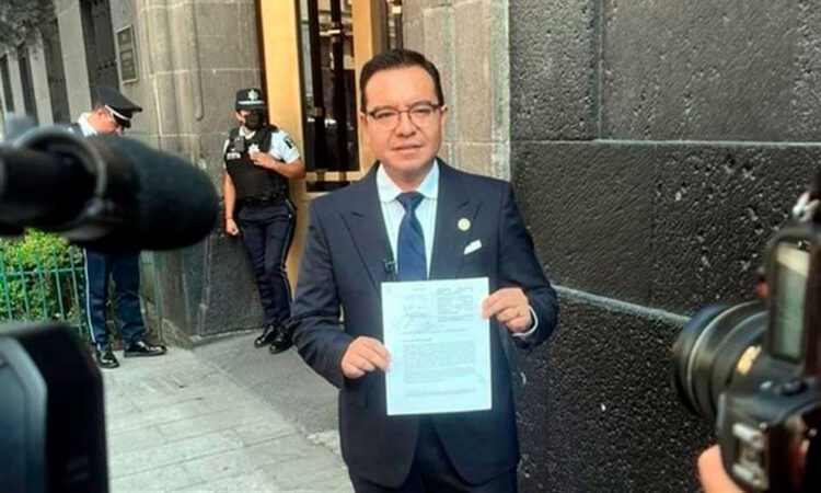 Diputados del PAN critican visita de consejeros electorales a Palacio Nacional