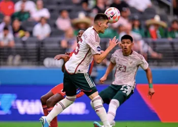 Johan Vásquez muestra su inconformidad por participación en la Selección Nacional