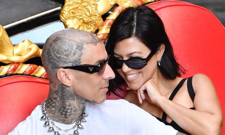 Kourtney Kardashian y Travis Barker sorprenden con emocionantes noticias