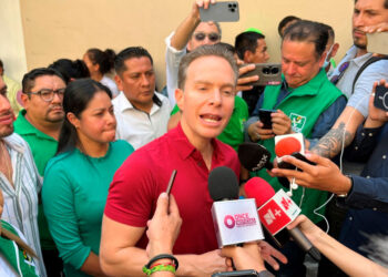 Velasco llama a la unidad a aspirante a la candidatura de Morena