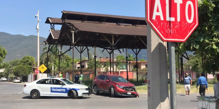 Se lo lleva el tren… ¡y vive para contarla!