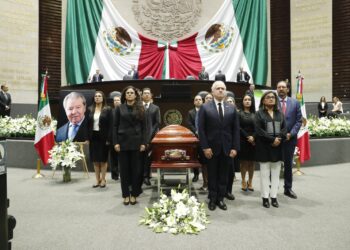 Cámara de Diputados rinde homenaje luctuoso a Porfirio Muñoz Ledo, exdiputado, intelectual, académico y diplomático