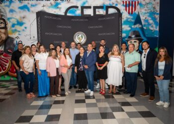 Orientan como invertir en Estados Unidos