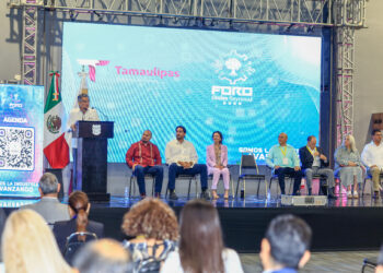 Dialoga Américo Villarreal con empresarios de la industria maquiladora en Reynosa