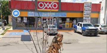 Asaltan a empleado de Oxxo en Fraccionamiento San Luisito