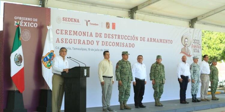 Destruyen militares 365 armas y casi 50 mil cartuchos asegurados en Tamaulipas