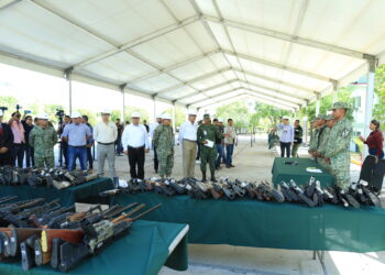 Destruyen militares 365 armas y casi 50 mil cartuchos asegurados en Tamaulipas