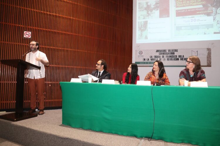 Realizan conversatorio “La figura de Francisco Villa en la novela de la Revolución mexicana”