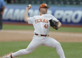 Pitcher de McAllen firma con Yanquees