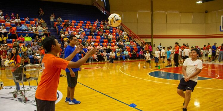 Rector de la UAT clausura el 21 Campamento de Verano 2023