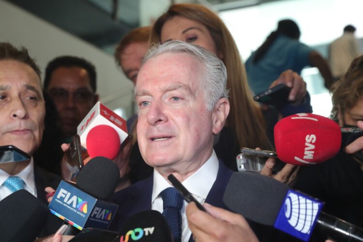 AMLO quiere descarrilar el proceso electoral: diputado Santiago Creel Miranda