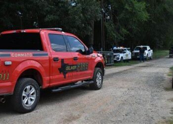 Confirman identidad de muerto por pirotecnia en Texas