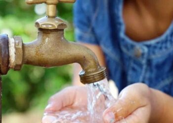 Aprueban modificaciones a ley para garantizar agua potable
