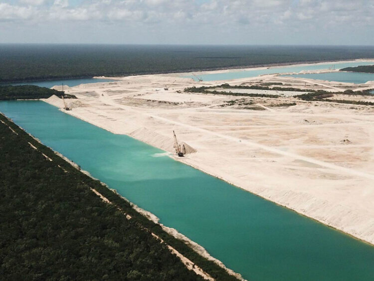 AMLO formaliza oferta a Vulcan por Calica; ‘pagamos de inmediato’, dice