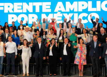 Gustavo de Hoyos y Alejandro Murat se bajan de carrera presidencial
