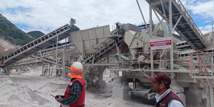 Procuraduría Ambiental  clausura trituradora que opera a costado de “Rumbo Nuevo”