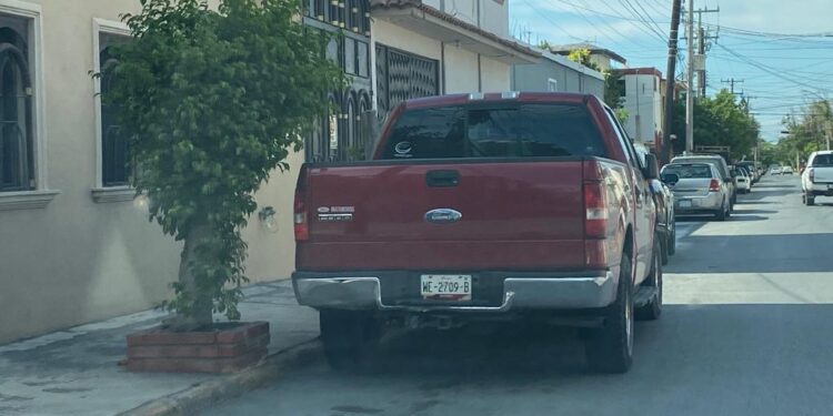 Circulan con placas vencidas o ilegales más del 50% de autos en Cd. Victoria, Tamaulipas